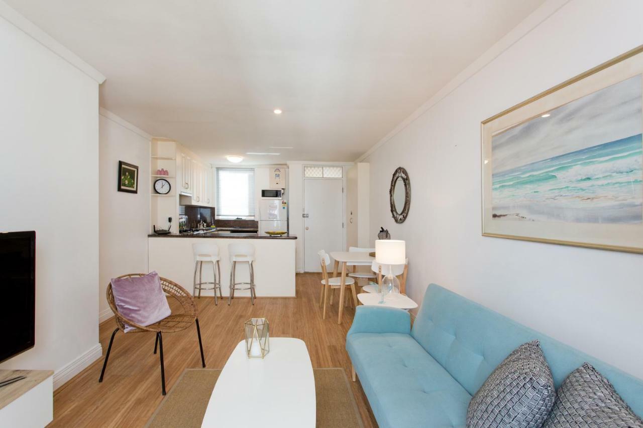 Ocean Breeze Apartment Fremantle Esterno foto