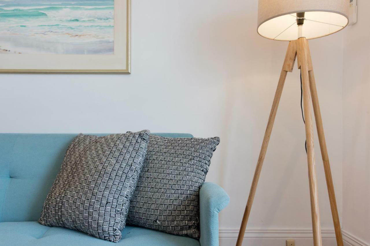 Ocean Breeze Apartment Fremantle Esterno foto